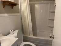 Bathroom of property at 148 Cloverdale in Searcy, AR