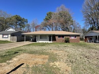 Exterior of property at 148 Cloverdale in Searcy, AR