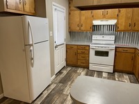 Kitchen of property at 148 Cloverdale in Searcy, AR