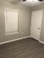 Bedroom of property at 808 North Pear in Searcy, AR